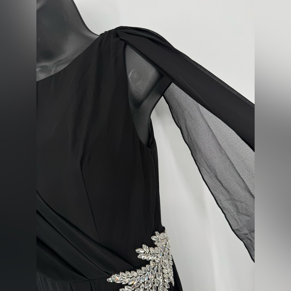 NWOT Elegant Black Evening Gown Rhinestones Cape Sleeves Size Small - Picture 8 of 17